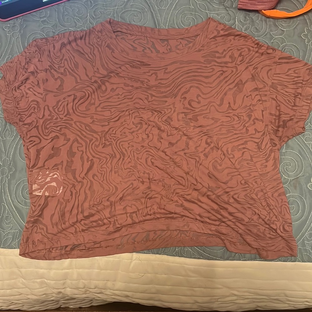 lulu cates tee